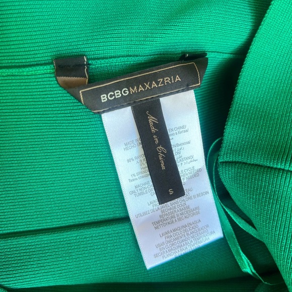 EUC BCBG 'Simone' Bandage Mini Skirt small emerald green perfect for holidays - Picture 3 of 6